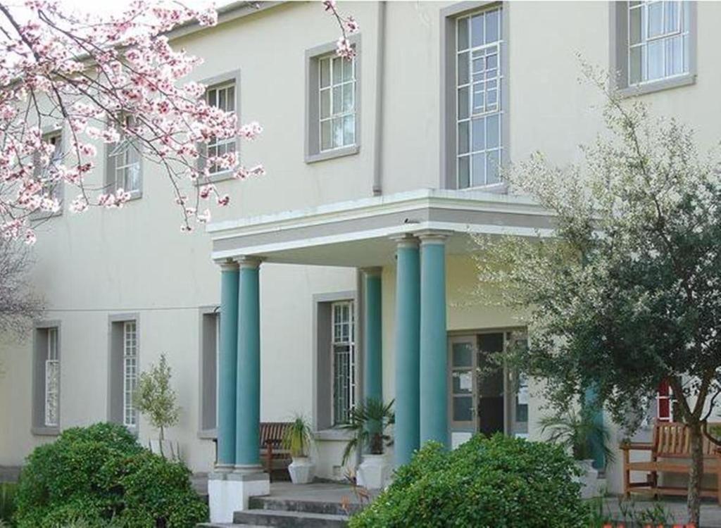 Franschhoek Travellers Lodge Exterior photo
